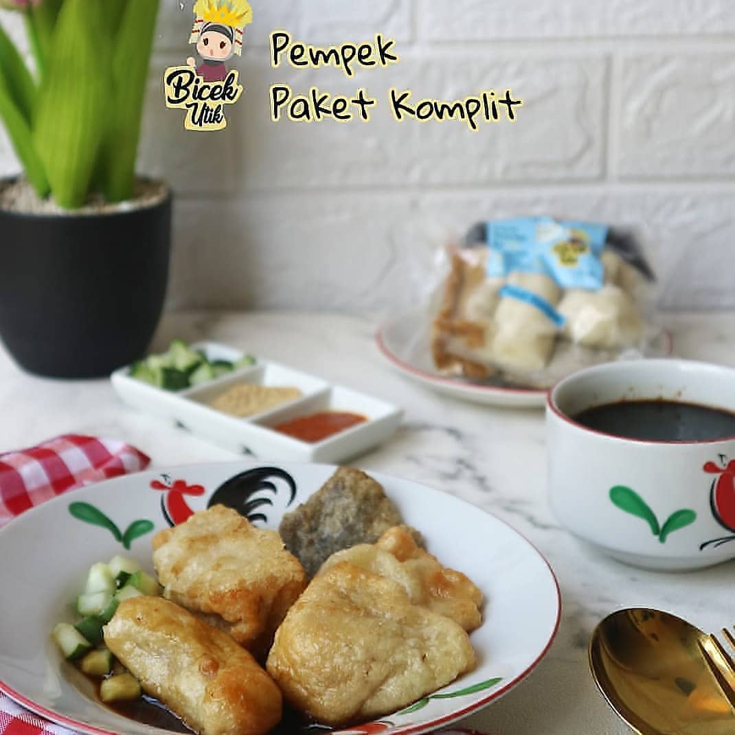 Pempek Kapal Selam